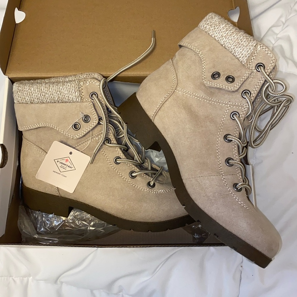 St John’s Bay Memory Foam Boots